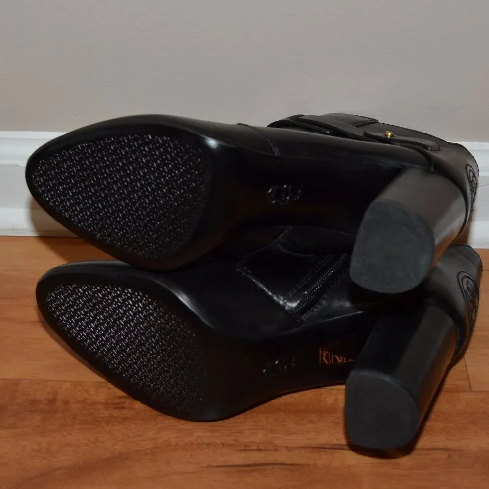 Tory Burch NEW Black Colton Leather Heeled Big Logo Side zip Bootie sz 10